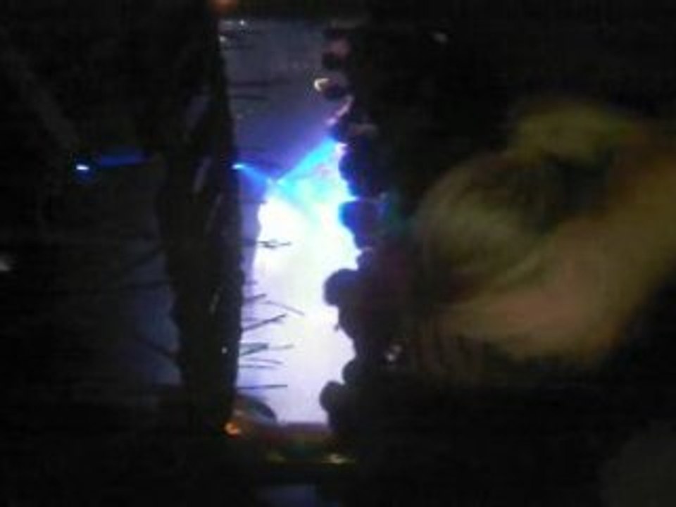 Versus Max: Comparing Key Features