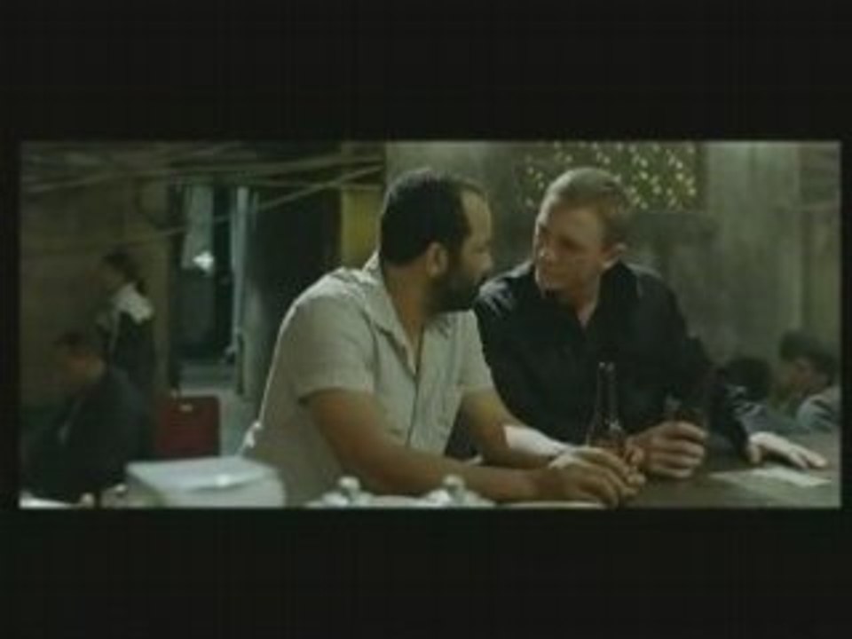 007 Quantum of Solace Clip2 Español