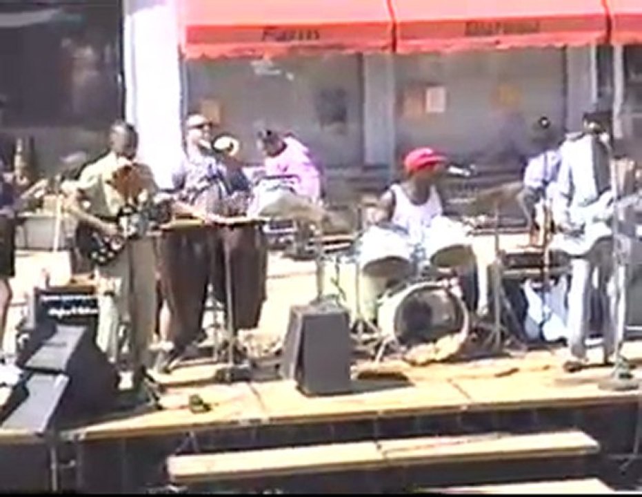 Live Performance of 'My Girl' by Zafaja Band at M-Day Festival 🎶