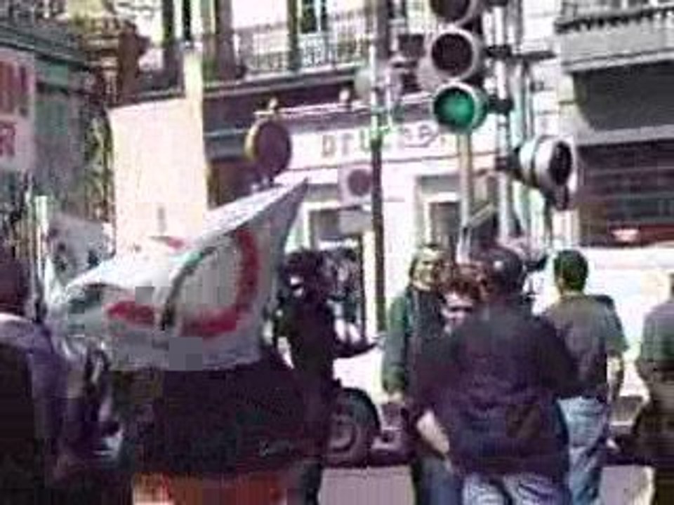 Manitowoc 001: Iconic Crane Model