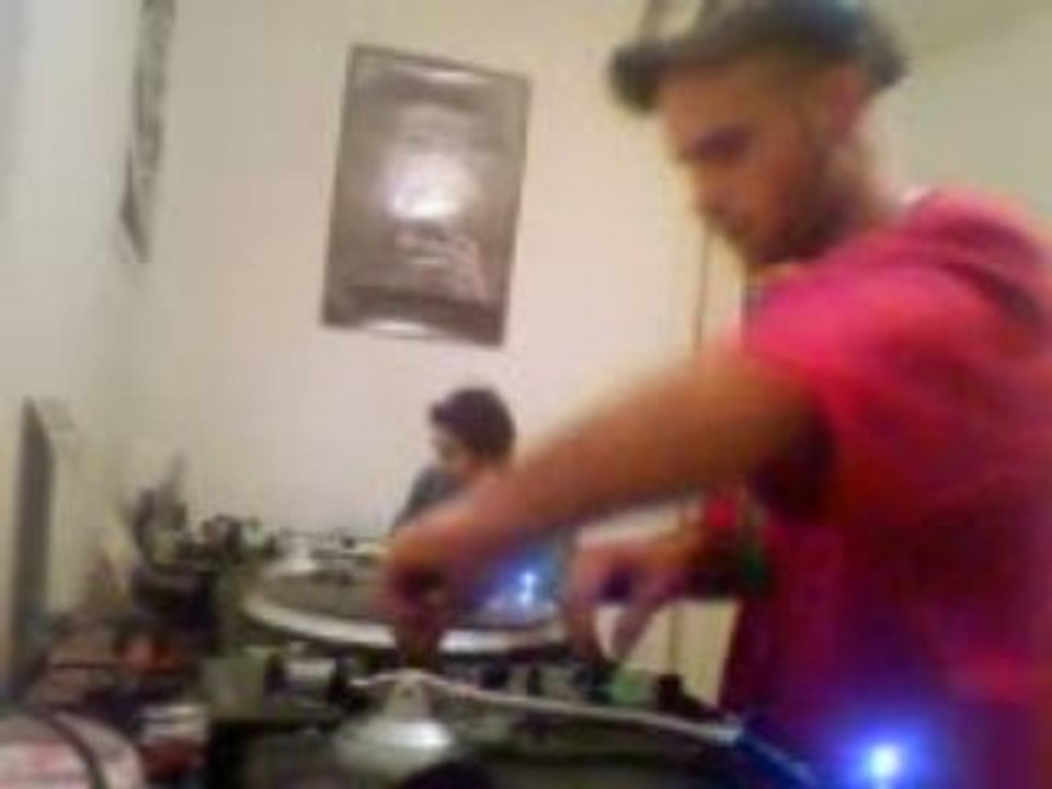 MIX & Unmix: Explore the Art of Blending